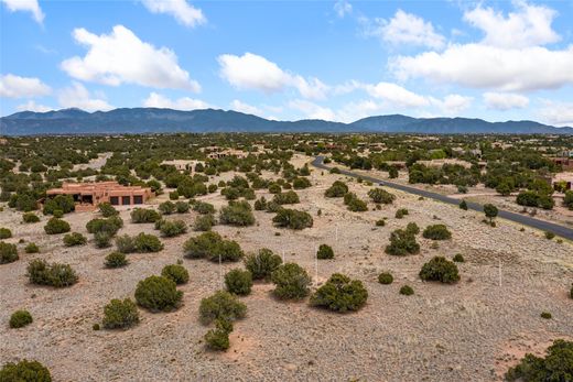 Land in Santa Fe, Santa Fe County