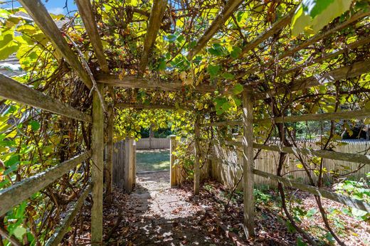 Einfamilienhaus in Cotuit, Barnstable County