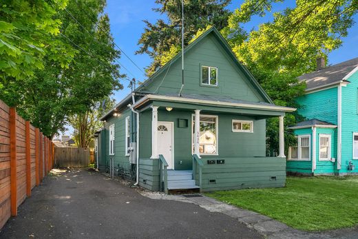 Detached House in Tacoma, Pierce County