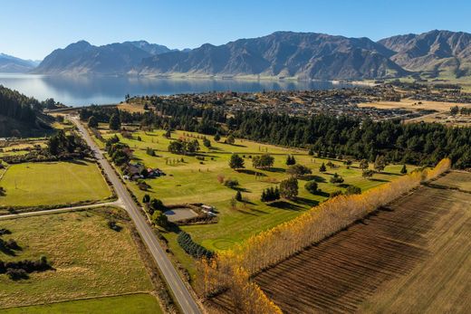Terreno - Lake Hawea, Queenstown-Lakes District
