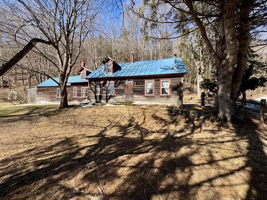 Detached House in Newbury, Orange County