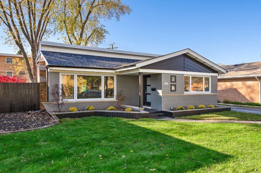 Detached House in Evergreen Park, Cook County