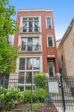 Apartment in Chicago, Cook County