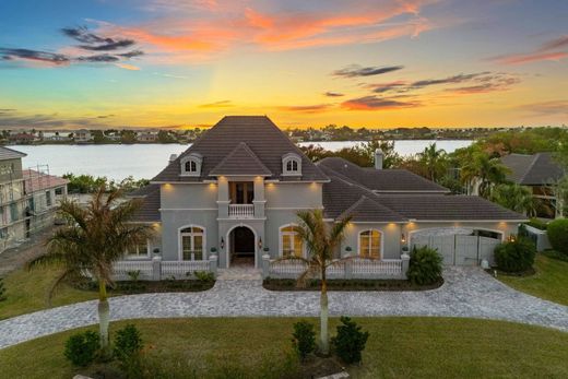 Detached House in Indian Harbour Beach, Brevard County