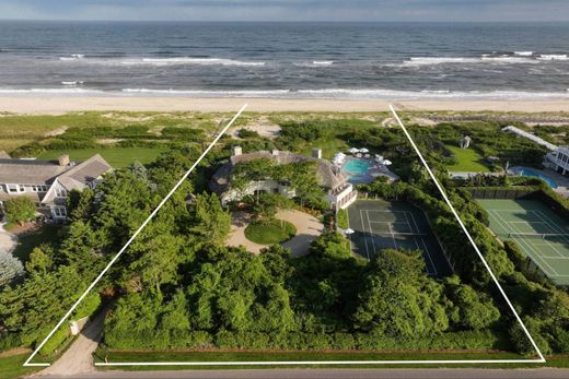 Detached House in Southampton, Suffolk County