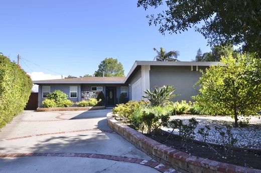 Luxe woning in Granada Hills, Los Angeles County