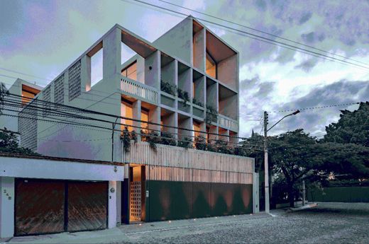 Vrijstaand huis in Santiago de Querétaro, Querétaro