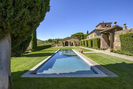 Luxury Homes for sale in Province of Arezzo Prestigious