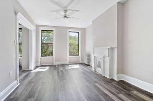 Townhouse in Brooklyn, Kings County