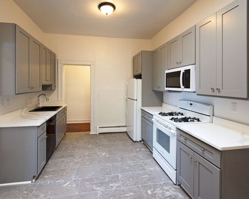 Apartment / Etagenwohnung in Boonton, Morris County