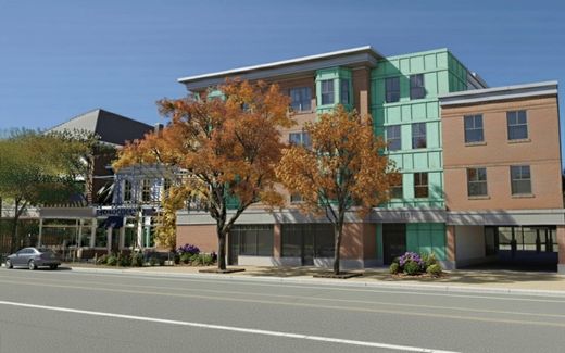 Apartment in Newton, Middlesex County