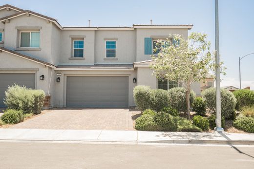 Duplex in North Las Vegas, Clark County