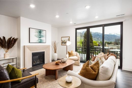 Apartment in Holladay, Salt Lake County