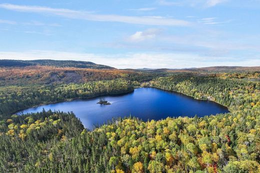 Land in Saint-Zénon, Lanaudière