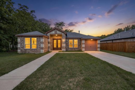 Casa Unifamiliare a Gainesville, Cooke County