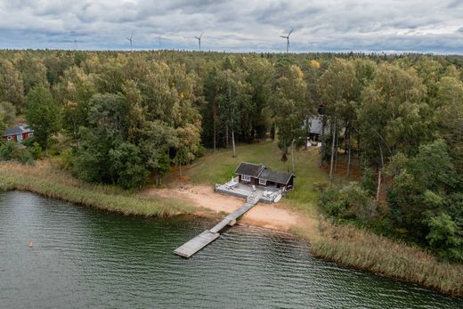 Dom jednorodzinny w Hanko, Raaseporin