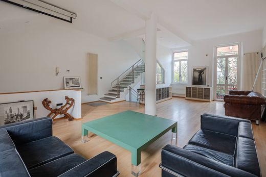 Detached House in Milan, Lombardy