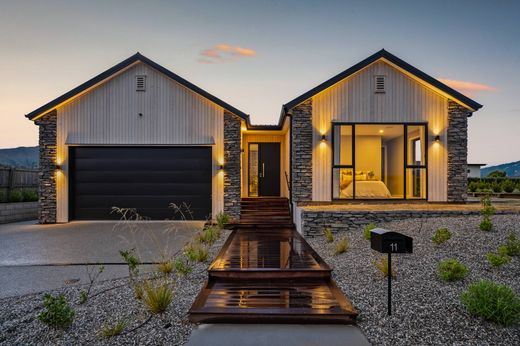 Luxury home in Wanaka, Queenstown-Lakes District