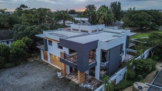 Vrijstaand huis in Oost-Londen, Buffalo City Metropolitan Municipality