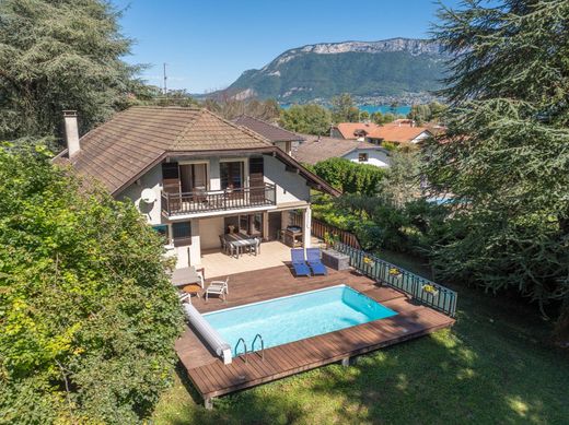 Casa en Sevrier, Alta Saboya