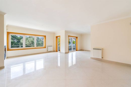 Detached House in Cascais, Lisbon