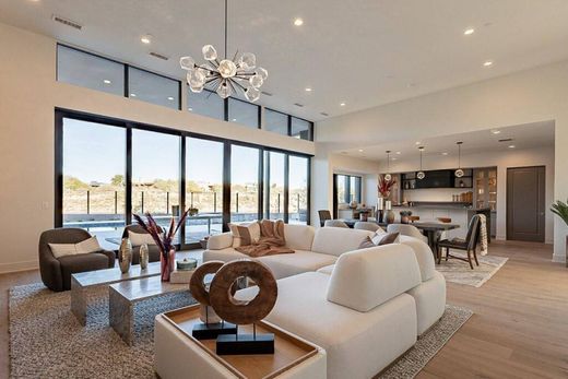 Detached House in Scottsdale, Maricopa County