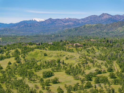 Luxury home in Redding, Shasta County