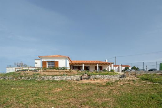 منزل ريفي ﻓﻲ Santiago do Cacém, Distrito de Setúbal