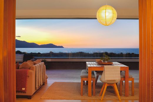 Luxury home in Wellington, Wellington City