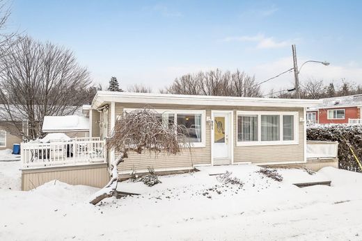 Dom jednorodzinny w Roxton Pond, Montérégie