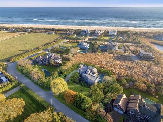 Detached House in Sagaponack, Suffolk County