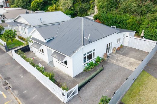 Villa in Napier, Napier City