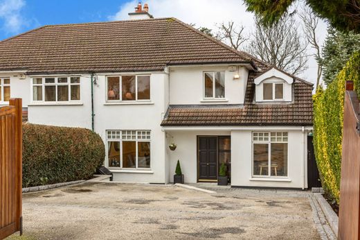 Casa Independente - Mount Merrion, Dublin City