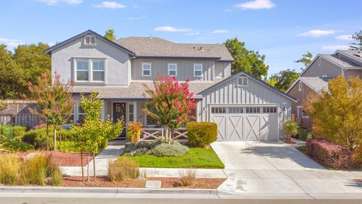 Petaluma, Sonoma Countyの一戸建て住宅