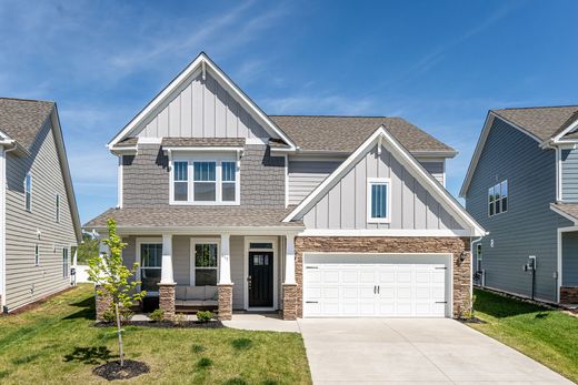 Einfamilienhaus in Hendersonville, Henderson County