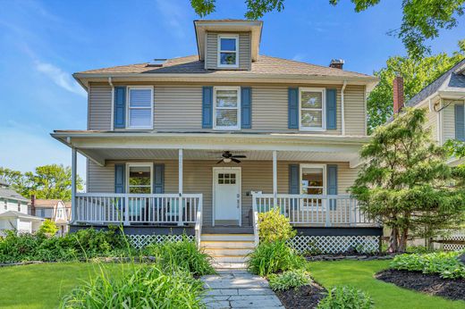 Detached House in Asbury Park, Monmouth County