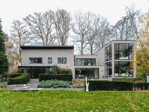 Detached House in Sint-Genesius-Rode, Flemish Brabant Province