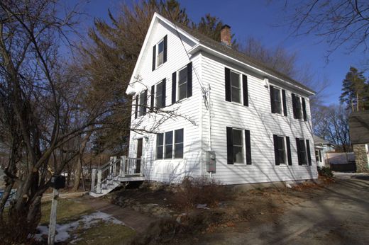 Einfamilienhaus in Millbury, Worcester County