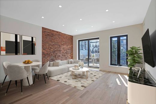 Townhouse in Brooklyn, Kings County