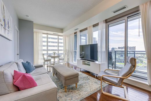 Mississauga, Ontarioのアパートメント