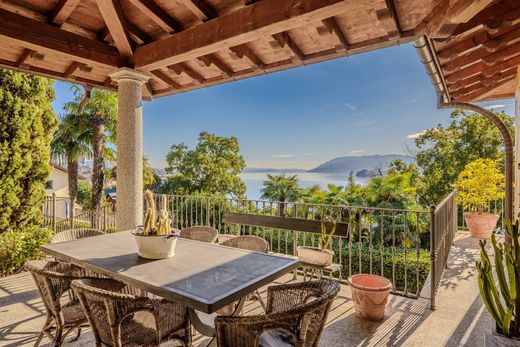 Villa in Verbania, Piëmont