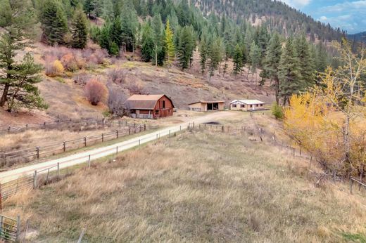 Detached House in Clinton, Missoula County