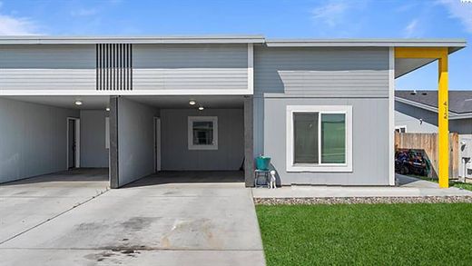 Detached House in Pasco, Franklin County