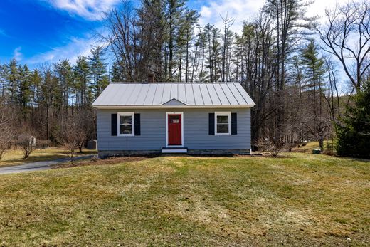 Detached House in Hanover, Grafton County