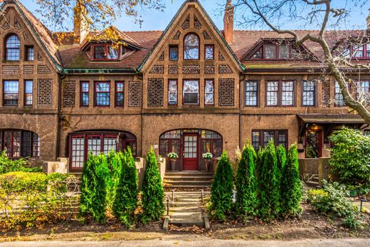 Dom miejski w Forest Hills, Queens County