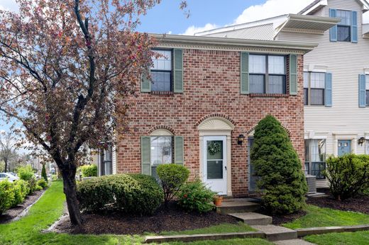 Townhouse - Lawrence, Mercer County