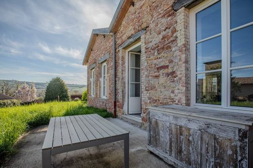 Maison individuelle à Solutré-Pouilly, Saône-et-Loire
