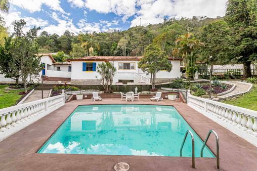 Luxus-Haus in Teresópolis, Rio de Janeiro