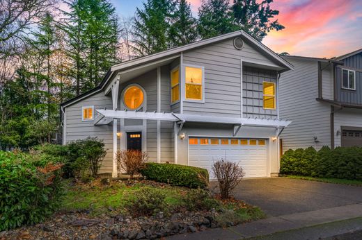 Einfamilienhaus in University Place, Pierce County