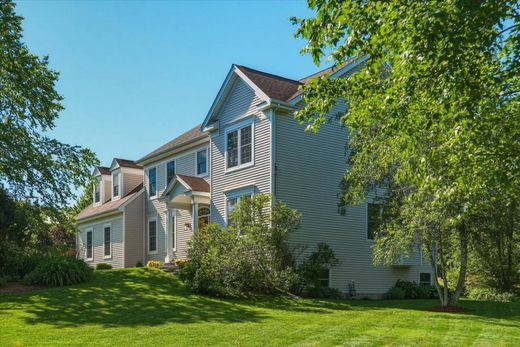 Luxury home in Williston, Chittenden County